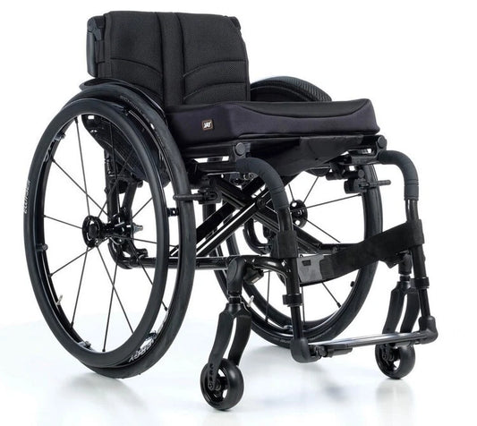Adaptivrollstuhl SOPUR QS5 X – ultraleicht, faltbar & individuell konfigurierbar