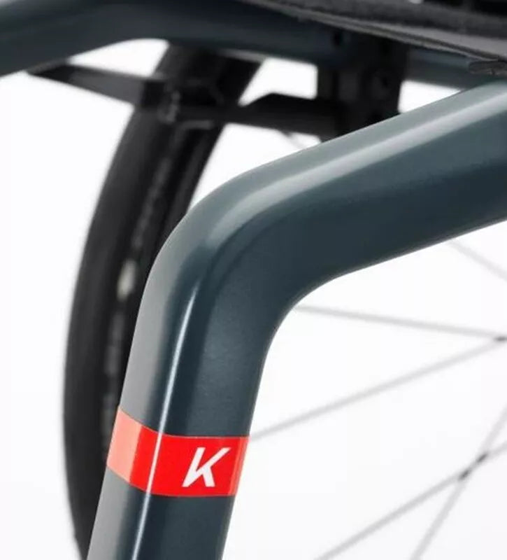 Küschall Champion – Adaptivrollstuhl / Aktivrollstuhl faltbar & wendig